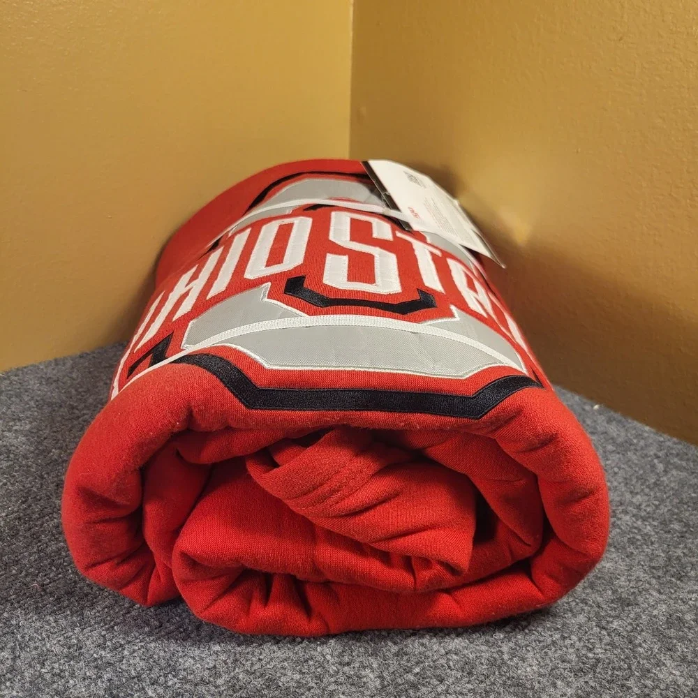 Ohio State Buckeyes NCAA Unisex Micro Raschel Red Throw Blanket (84